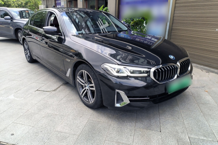 宝马5系新能源 2022款 改款 535Le 豪华套装车身外观3