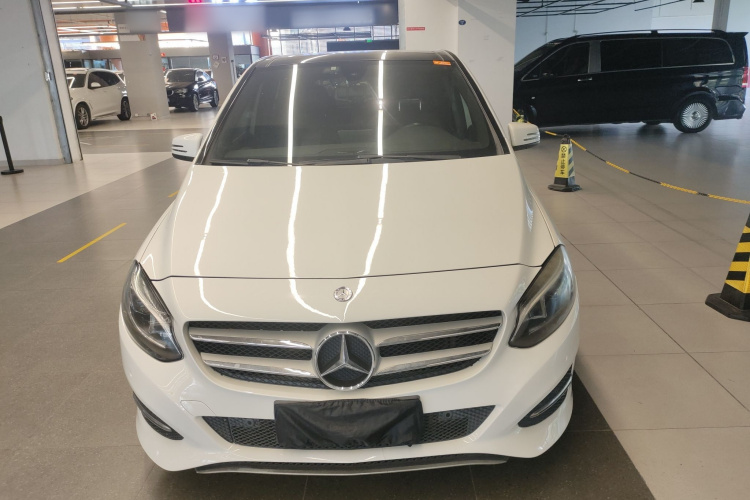 奔驰B级 2015款 B 200 时尚型车身外观6001