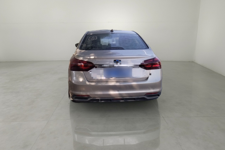 吉利汽车 帝豪 2018款 1.5L 手动向上互联版车身外观6