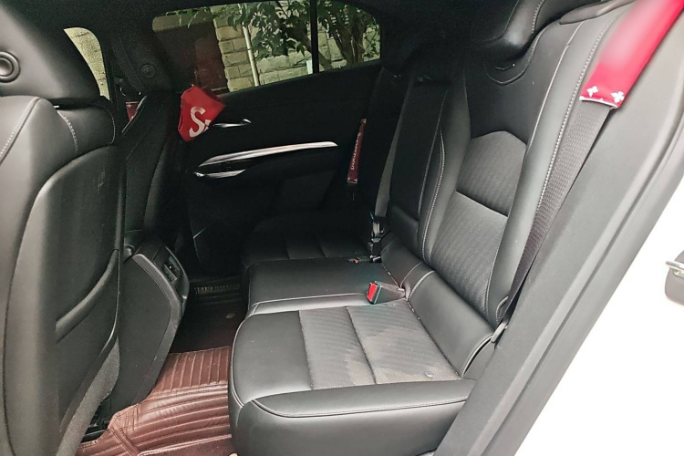 凯迪拉克XT4 2018款 28T 两驱技术型中控内饰7004