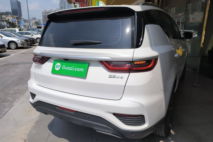 吉利汽车 远景X6 2020款 1.4T CVT尊贵型车身外观6005