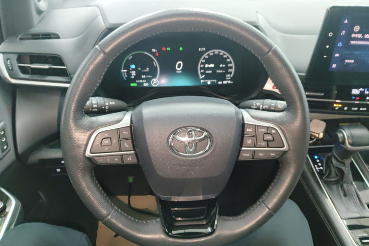 丰田 格瑞维亚 2023款 2.5L混动 旗舰VIP版局部细节13