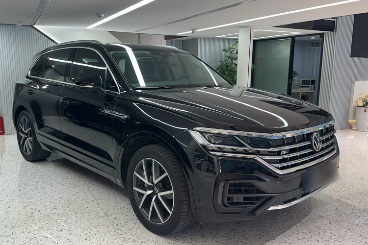 大众 途锐 2021款 3.0TSI 锐享版 经典运动套装车身外观6002