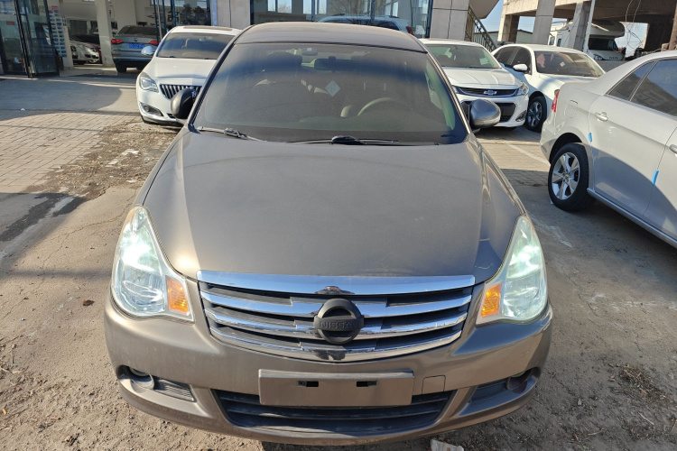 日产 轩逸 2012款 经典 1.6XE 自动舒适版车身外观2