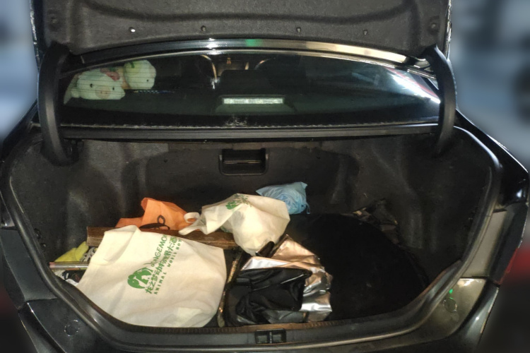 丰田 凯美瑞 2016款 2.0G 十周年纪念领先版中控内饰23