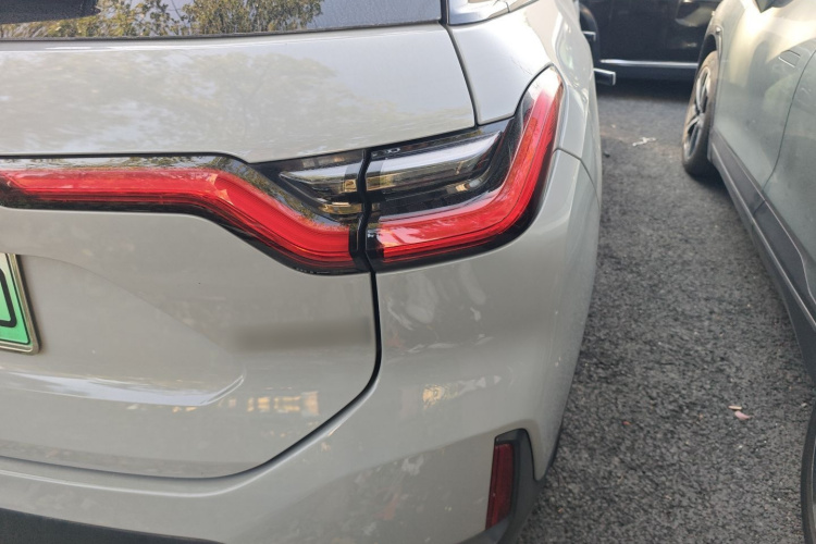 蔚来ES6 2020款 600KM 运动版车身外观6006