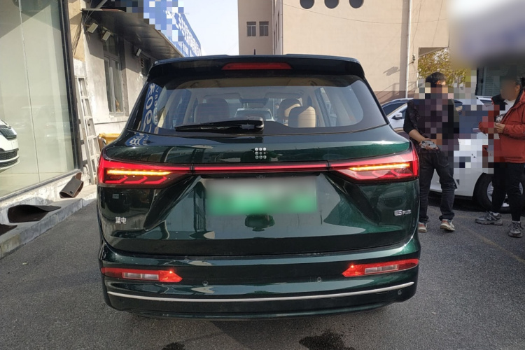 蓝电E5 PLUS 2025款 120km 标准续航版 7座车身外观6