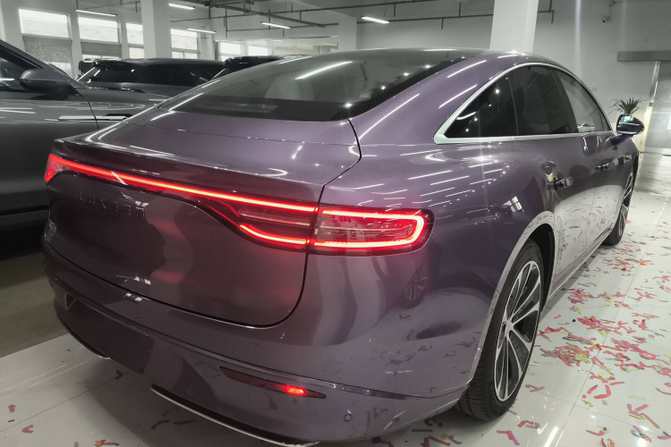 鸿蒙智行 智界S7 2024款 Pro 后驱长航版车身外观6005