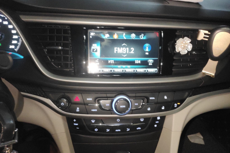 别克 英朗 2019款 15T 双离合互联精英型 国VI局部细节16