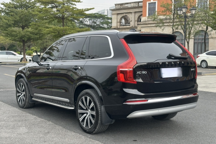 沃尔沃XC90 2022款 B6 智逸豪华版 7座车身外观6002