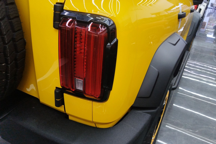 坦克300 2022款 2.0T 边境限定版车身外观9