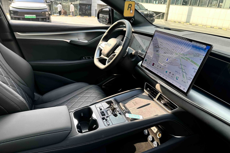 比亚迪 海狮07 EV 2025款 610智驾版中控内饰7004