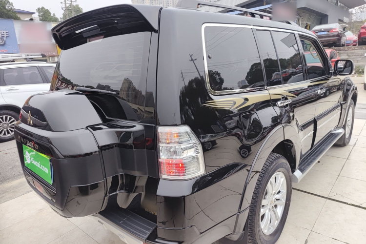 三菱 帕杰罗（平行进口） 车身外观6005