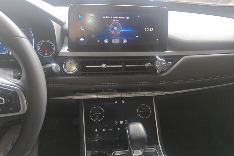 奇瑞 瑞虎8 2020款 230TCI 自动精英版局部细节16