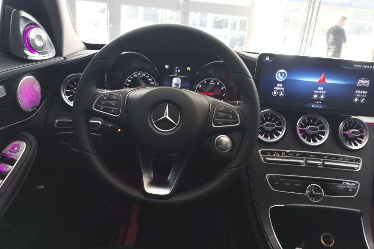 奔驰C级 2018款 C 200 L 运动版中控内饰13