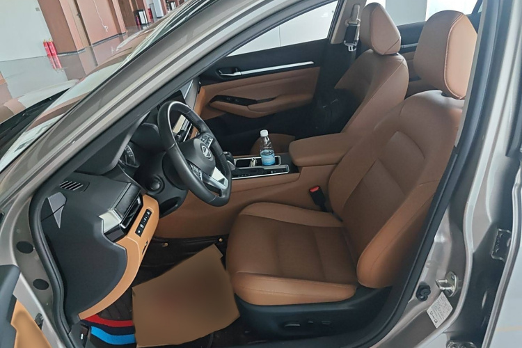 日产 天籁 2022款 2.0L XL-TLS 悦享版局部细节19