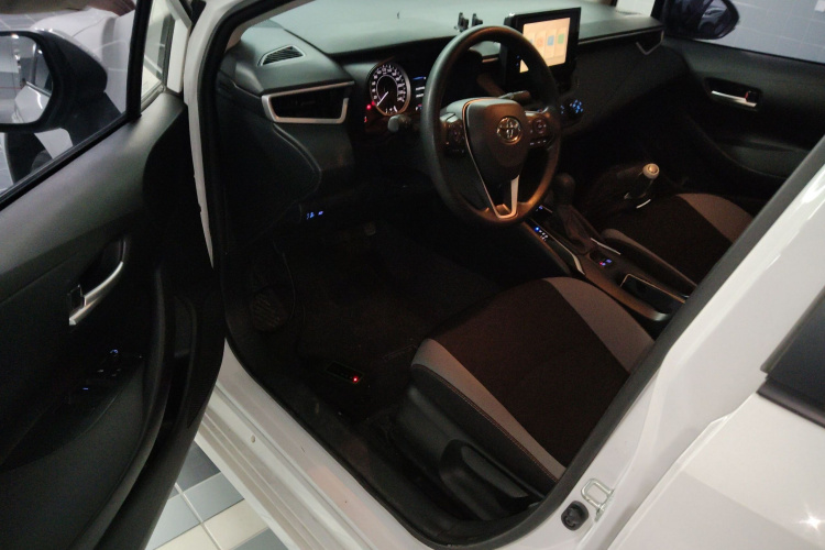 丰田 卡罗拉 2023款 1.2T 先锋版中控内饰7003