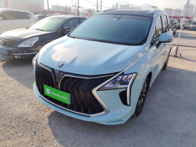 东风风行 风行游艇 2022款 1.5T DCT逐浪版