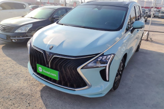 东风风行 风行游艇 2022款 1.5T DCT逐浪版