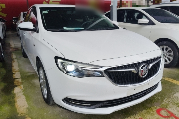 别克 英朗 2021款 改款 典范 1.5L 自动精英型车身外观3