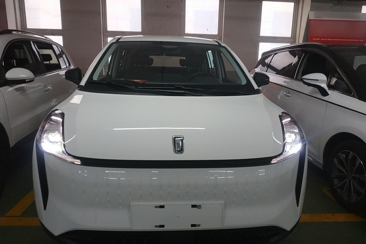 奔腾NAT 2023款 PRO 舒享出行版 419km车身外观2