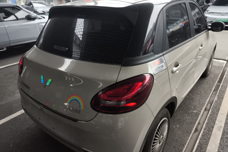 五菱汽车 五菱缤果 2024款 203km 轻享款车身外观6003