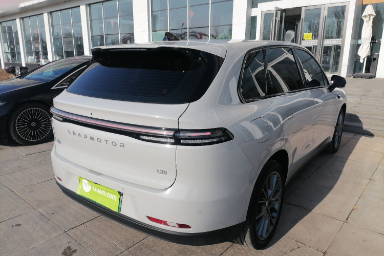 零跑汽车 零跑C10 2024款 210激光雷达版车身外观7