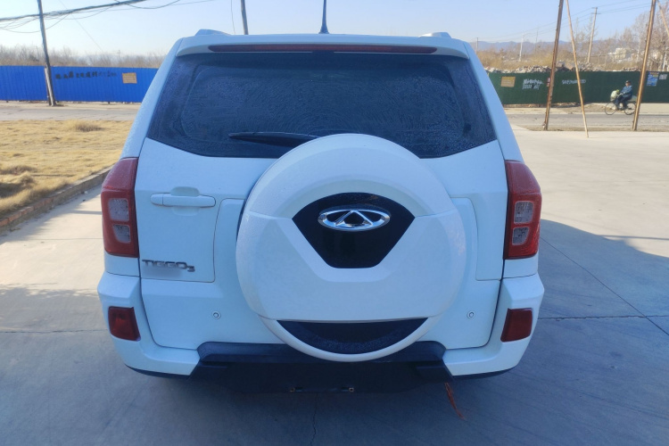 奇瑞 瑞虎3 2014款 1.6L 手动智尚版车身外观6