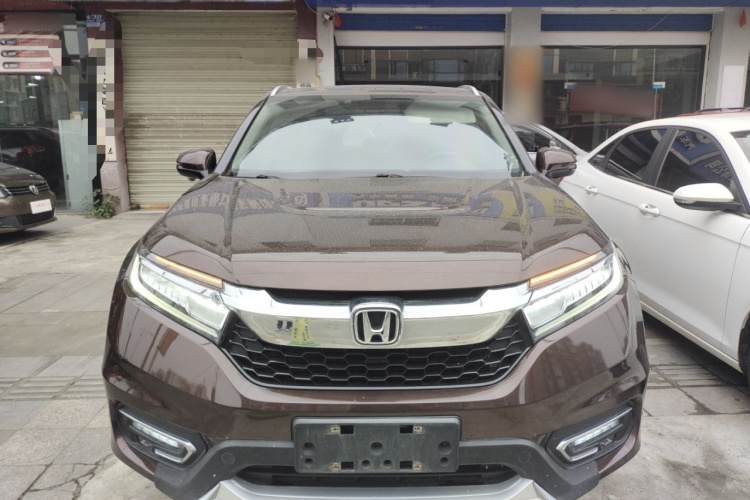 本田 冠道 2017款 370TURBO 四驱尊享版车身外观2