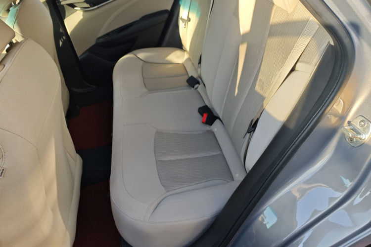 别克 英朗 2018款 15T 手动进取型 国V中控内饰21