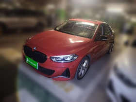 宝马1系 2021款 120i M运动曜夜版