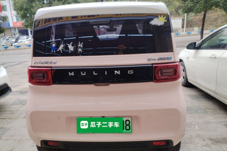 五菱汽车 宏光MINIEV 2022款 马卡龙臻享款 三元锂车身外观6