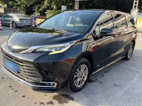 丰田 赛那SIENNA 2021款 2.5L混动 舒适版
