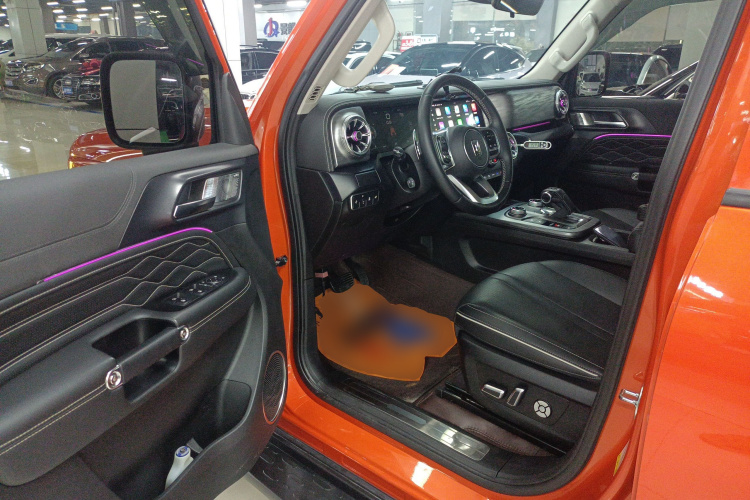 坦克300 2023款 越野版 2.0T 征服者中控内饰20