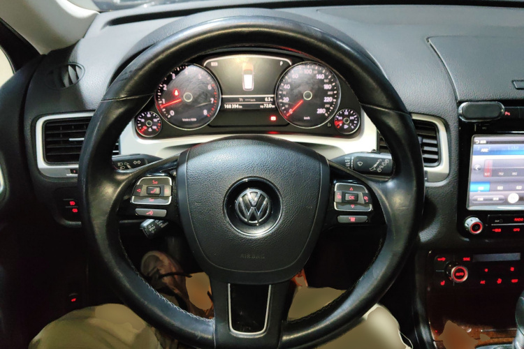 大众 途锐 2014款 3.0TSI 新锐版中控内饰13