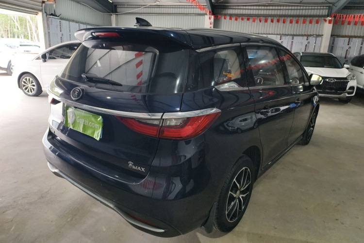 比亚迪 宋MAX 2017款 1.5T 自动智联精英型 7座车身外观7