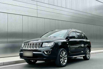 Jeep 指南者(进口) 2014款 改款 2.4L 四驱豪华导航版