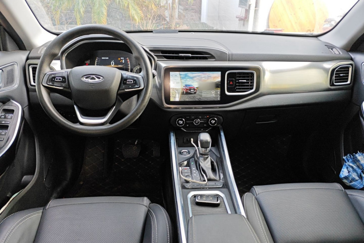 奇瑞 瑞虎8 2018款 1.5TCI 自动豪华型 7座中控内饰12