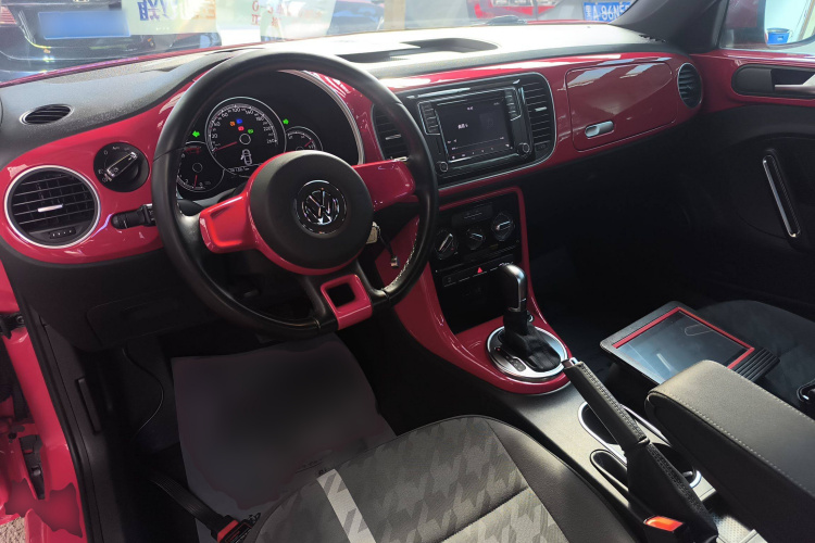 大众 甲壳虫 2018款 180TSI 宜乐型中控内饰12