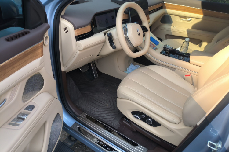鸿蒙智行 问界M7 2024款 1.5T 后驱Plus版 5座中控内饰7003
