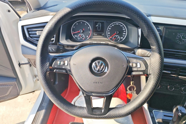 大众 Polo 2019款 Plus 1.5L 自动炫彩科技版中控内饰13