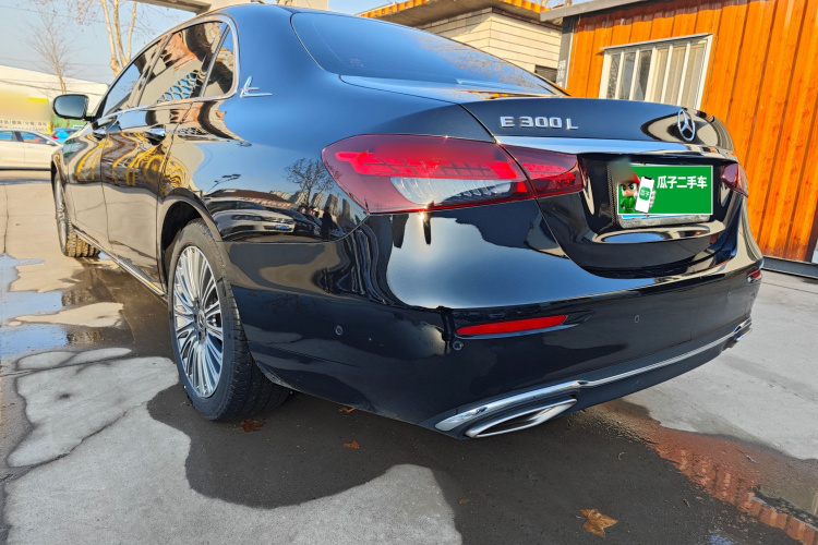 奔驰E级 2023款 改款 E 300 L 豪华型车身外观6007