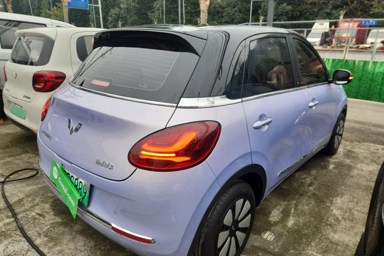 五菱汽车 五菱缤果 2025款 333km 灵犀互联款车身外观7