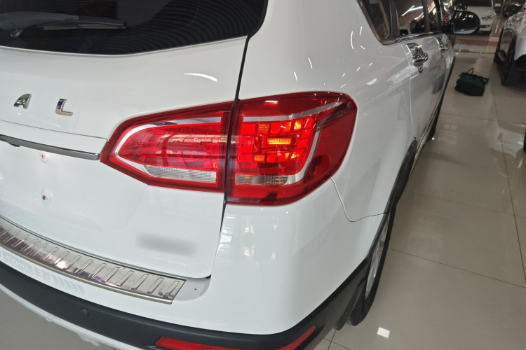 哈弗H6 2019款 运动版 1.5T 自动两驱精英型 国VI车身外观9