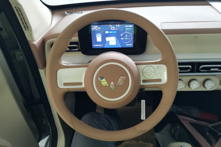 五菱汽车 宏光MINIEV 2024款 第三代 215km 青春版中控内饰13