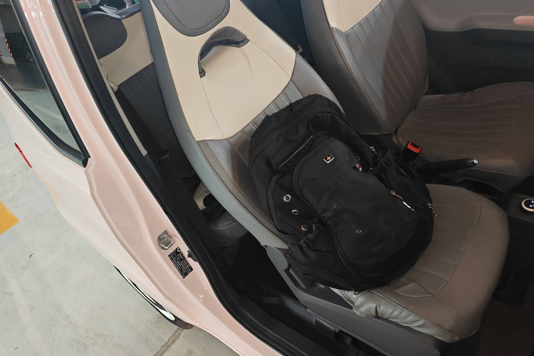 五菱汽车 宏光MINIEV 2021款 马卡龙臻享款 磷酸铁锂中控内饰41