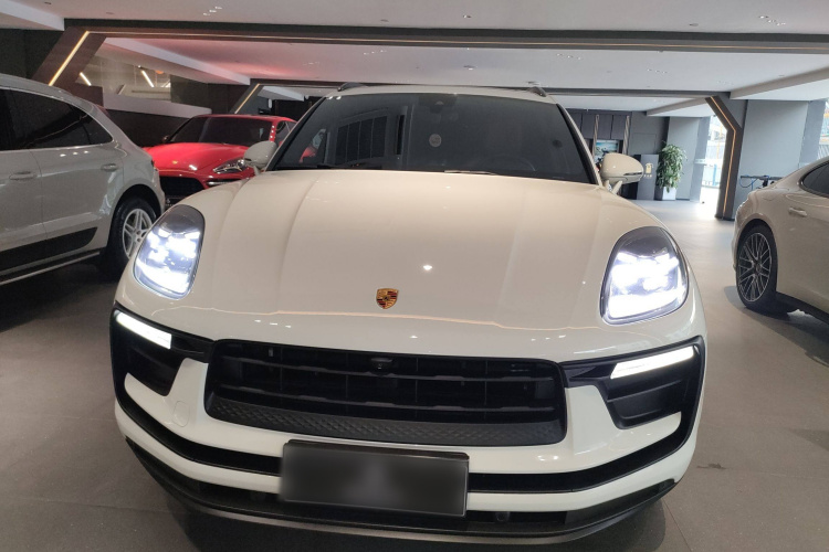 保时捷 2022款 Macan 2.0T车身外观6001