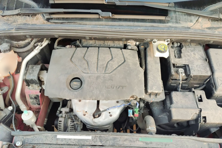 标致308 2014款 乐享版 经典 1.6L 手动优尚型机舱底盘24