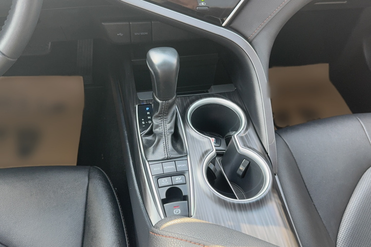 丰田 凯美瑞 2021款 双擎 2.5HG 豪华版局部细节18