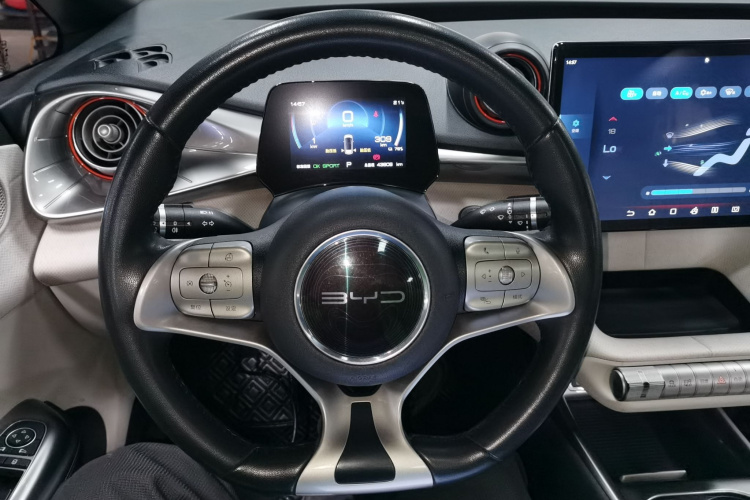 比亚迪 海豚 2021款 405km 时尚版中控内饰13